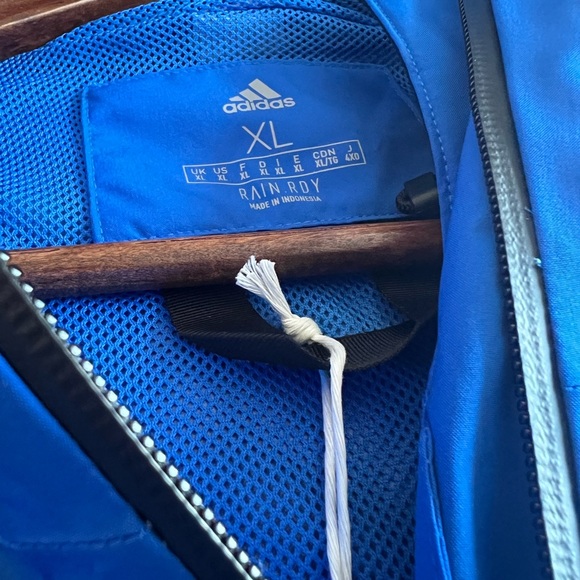 adidas rainjacket - Picture 5 of 8